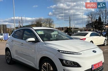 Внедорожник / Кроссовер Hyundai Kona 2021 в Ровно