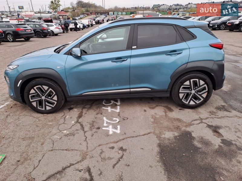 Внедорожник / Кроссовер Hyundai Kona 2020 в Ровно