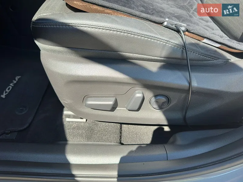 Hyundai Kona 2021 VIN KM8K33AG4MU130922 фото оголошення 28 з 74