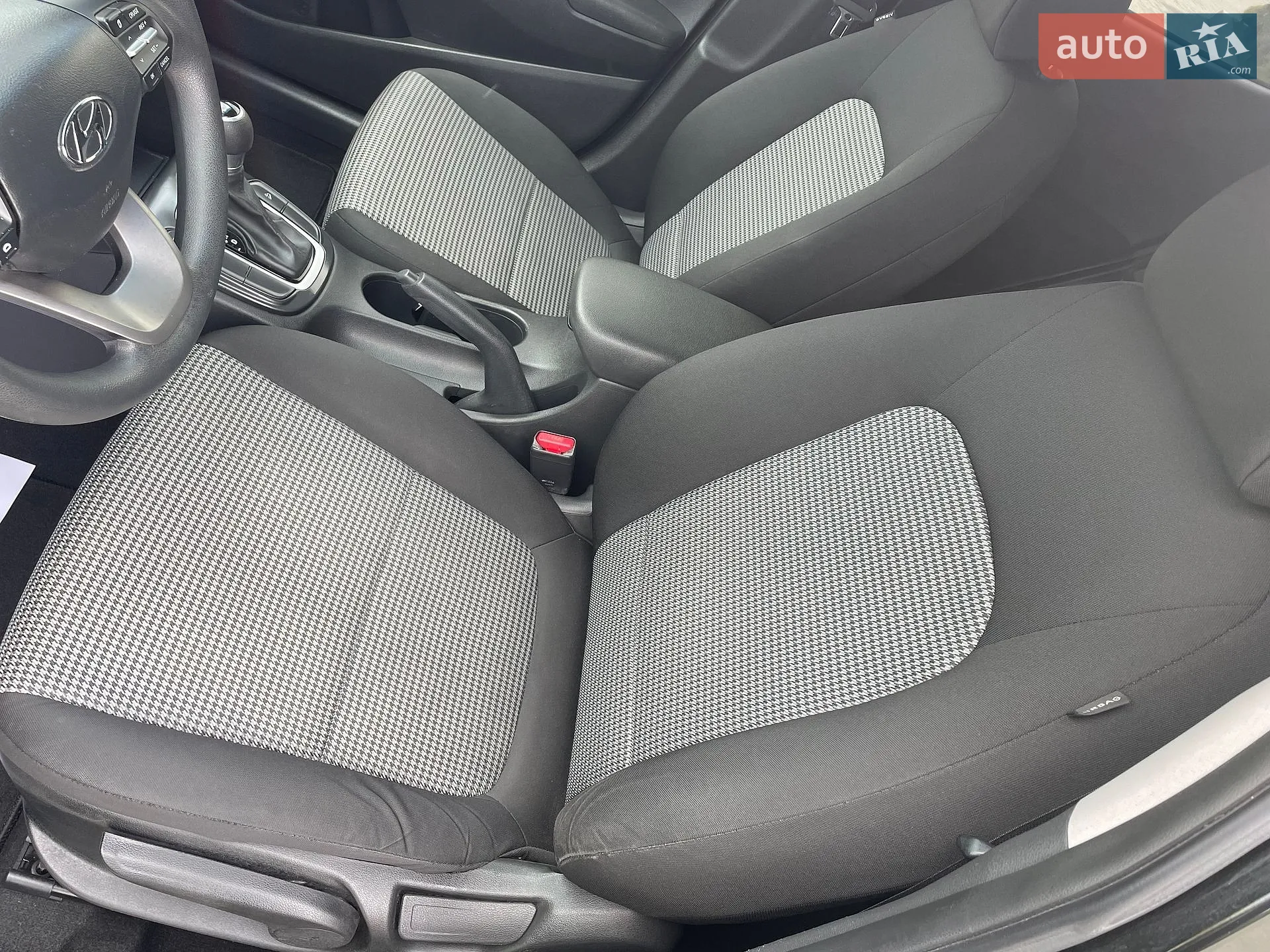 2018 Hyundai Kona - мініатюра 28