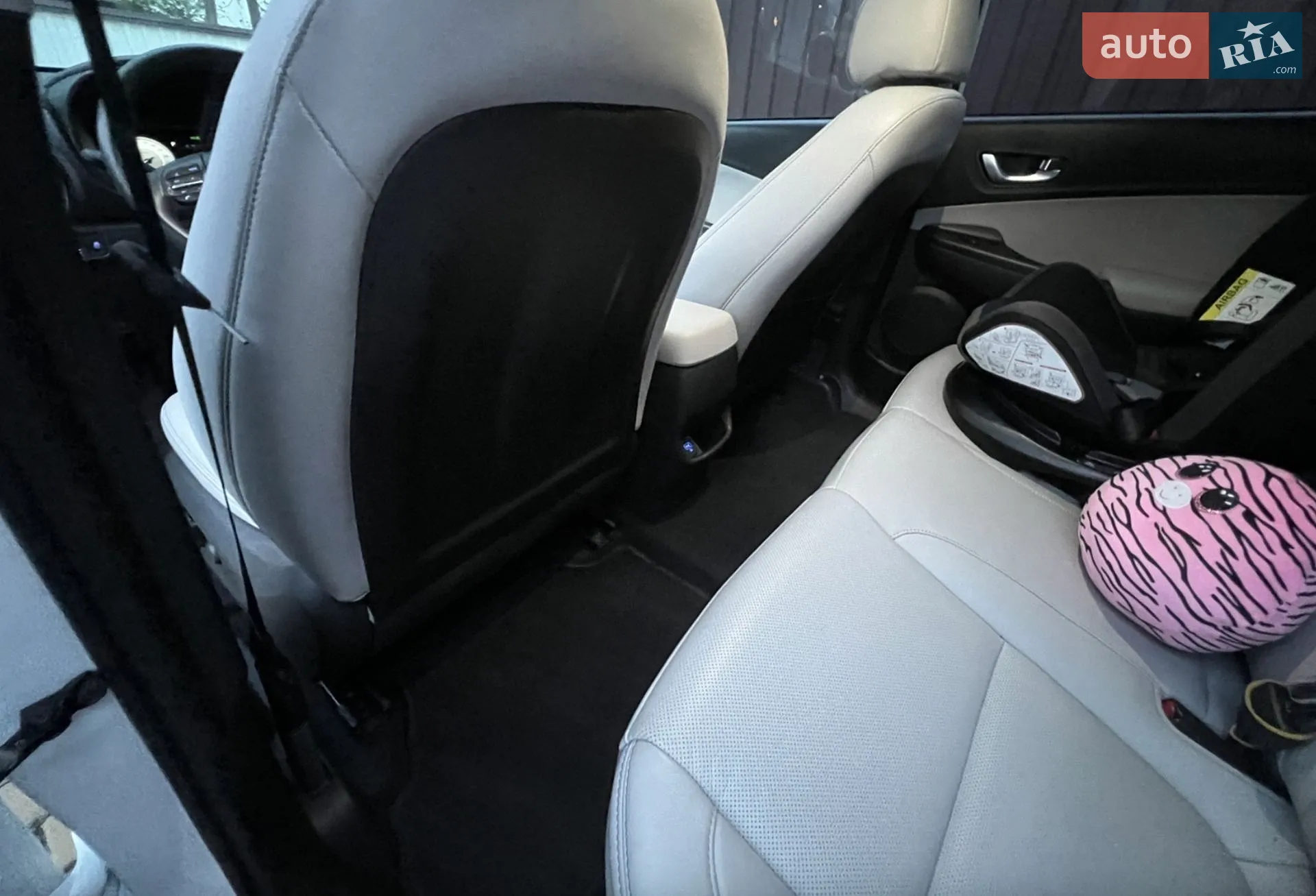 2021 Hyundai Kona - мініатюра 31