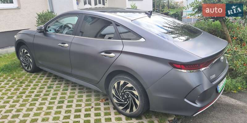 Фастбэк Hyundai Lafesta 2021 в Одессе