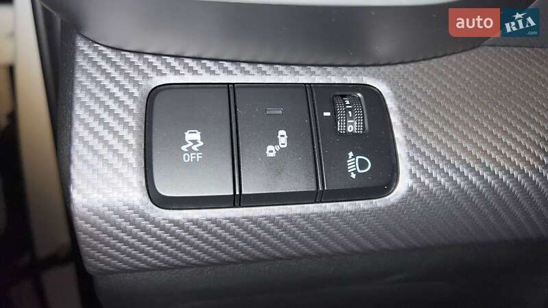 Фастбэк Hyundai Lafesta 2020 в Киеве фото 14 Фастбэк Hyundai Lafesta 2020 в Киеве