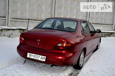 Седан Hyundai Lantra 1996 в Одессе