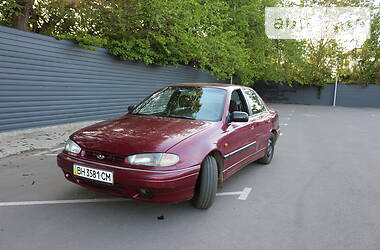 Седан Hyundai Lantra 1994 в Одессе