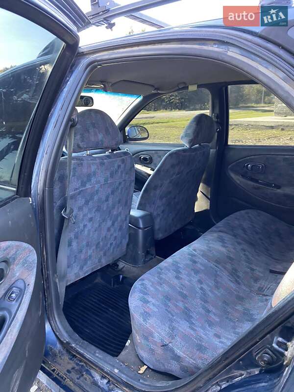 Универсал Hyundai Lantra 1996 в Рогатине