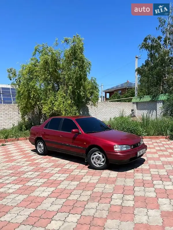 Hyundai Lantra