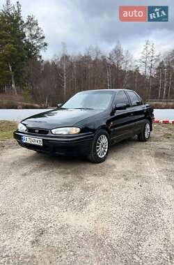 Седан Hyundai Lantra 1994 в Зміїві