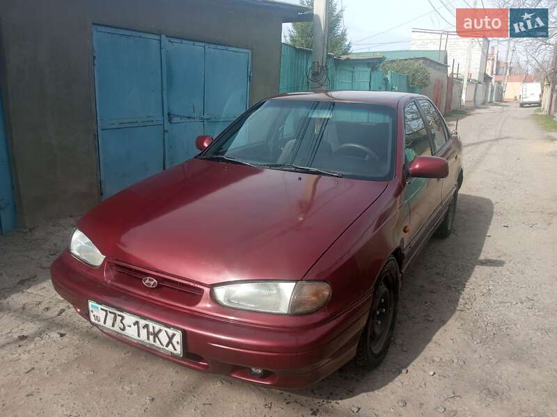 Седан Hyundai Lantra 1994 в 