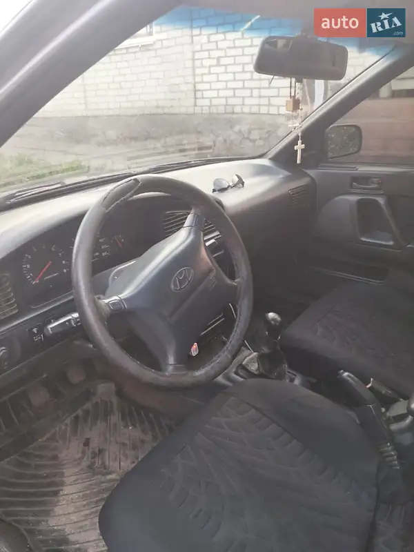 Hyundai Lantra 1994
