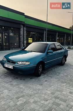 Седан Hyundai Lantra 1993 в 