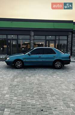 Седан Hyundai Lantra 1993 в 
