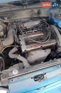 Седан Hyundai Lantra 1992 в Луцьку
