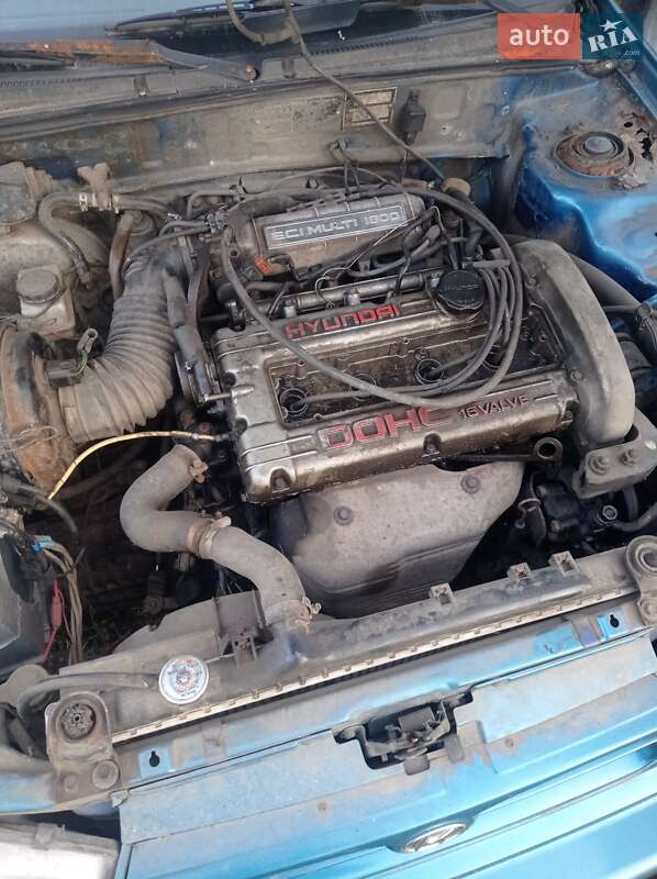 Hyundai Lantra 1992