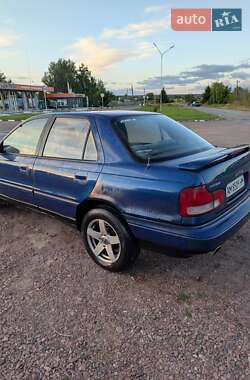 Седан Hyundai Lantra 1992 в 