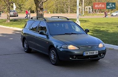 Универсал Hyundai Lantra 1996 в Ровно