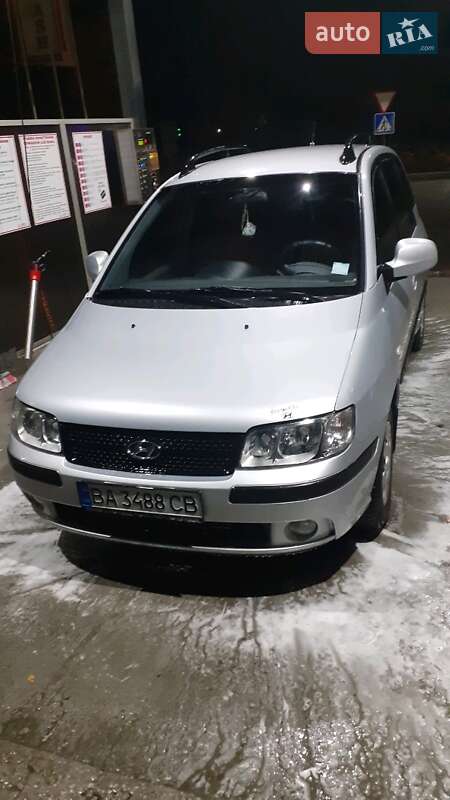Минивэн Hyundai Matrix 2008 в 