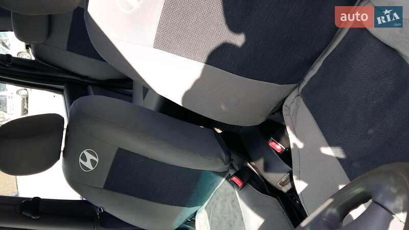Хэтчбек Hyundai Matrix 2006 в Киеве