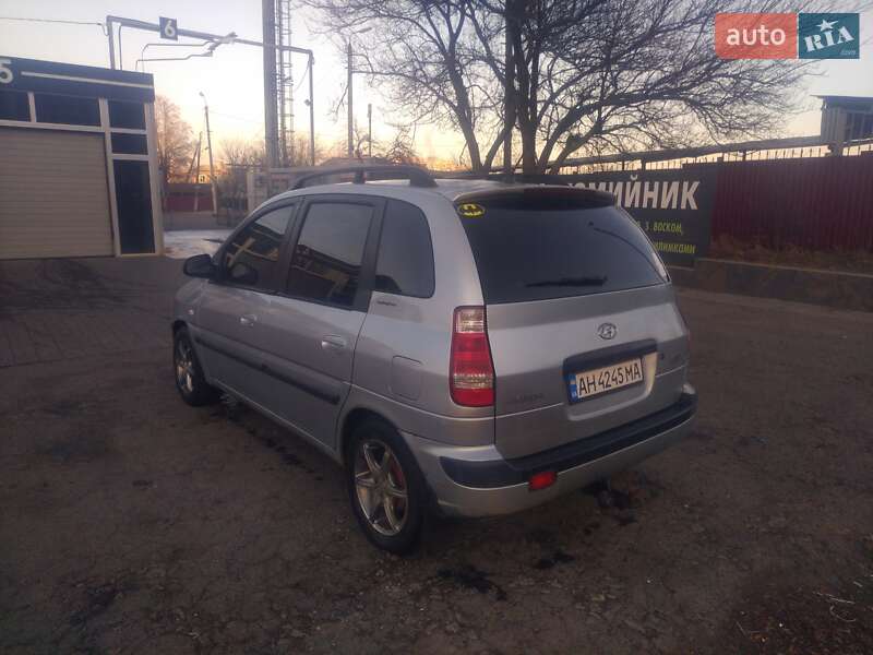 Минивэн Hyundai Matrix 2007 в Лимане