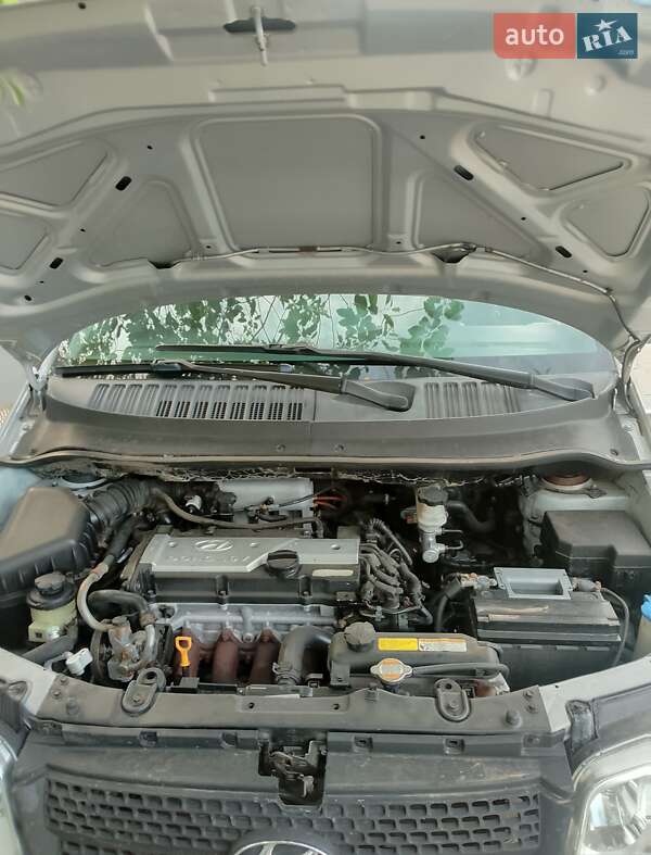 Минивэн Hyundai Matrix 2008 в Черкассах