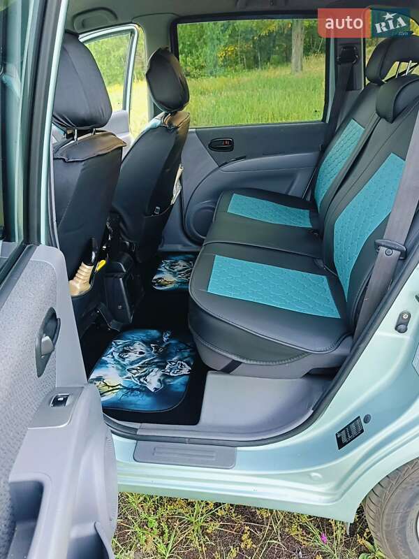 Мінівен Hyundai Matrix 2006 в Києві фото 8 Мінівен Hyundai Matrix 2006 в Києві