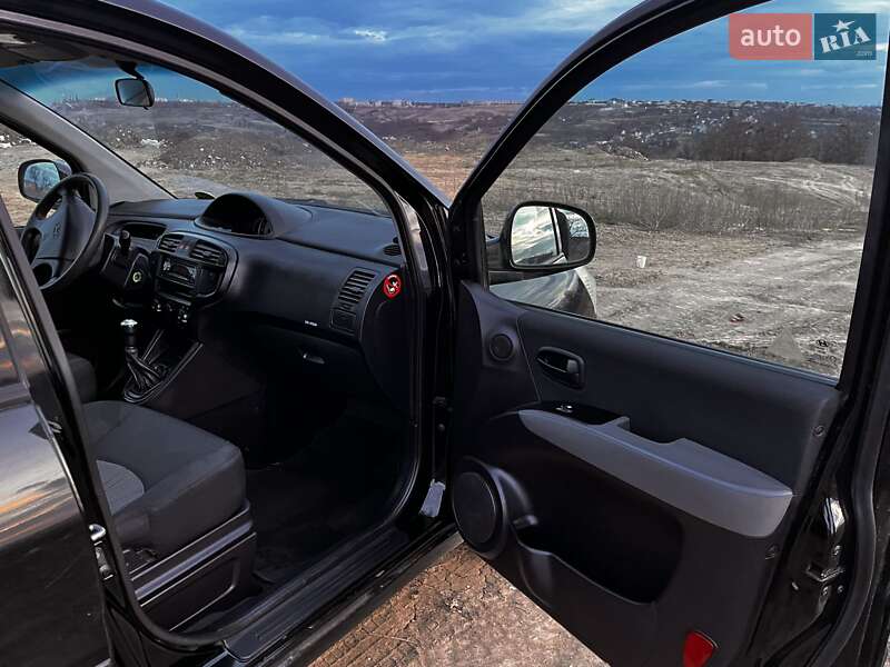 Минивэн Hyundai Matrix 2008 в Харькове