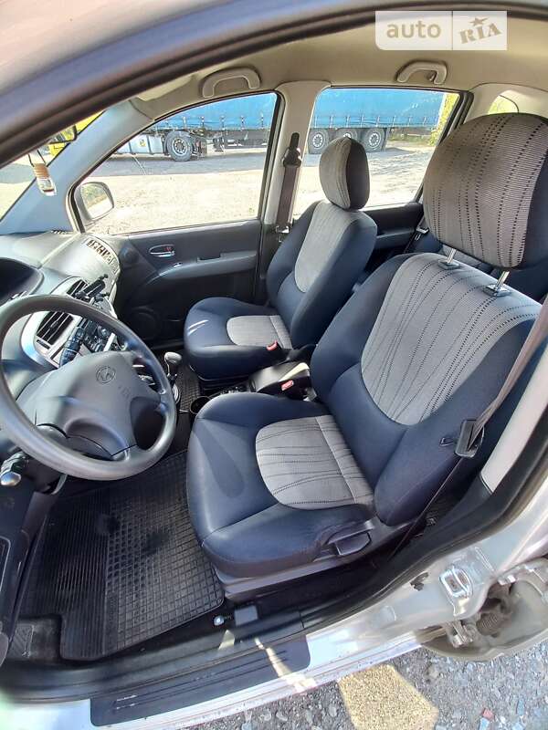 Минивэн Hyundai Matrix 2008 в Киеве