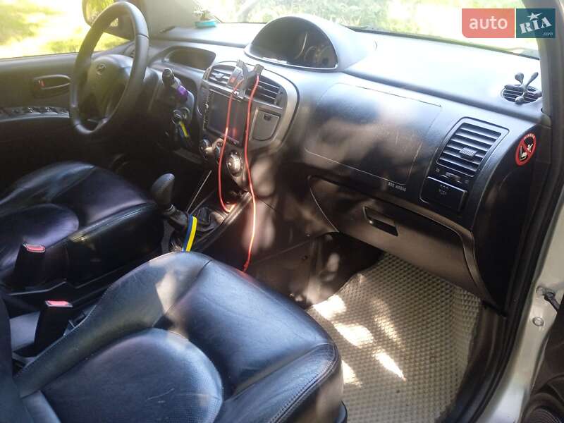Мінівен Hyundai Matrix 2002 в Житомирі