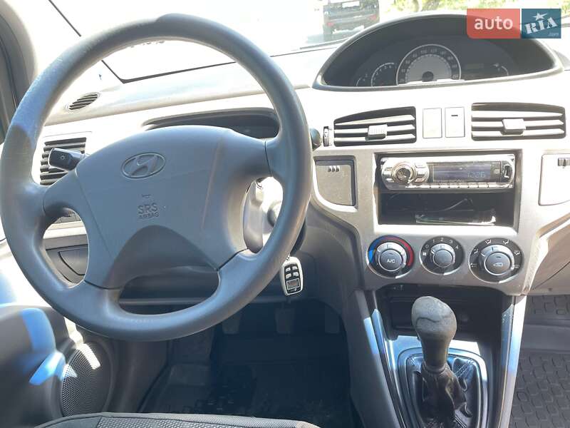 Минивэн Hyundai Matrix 2007 в Киеве