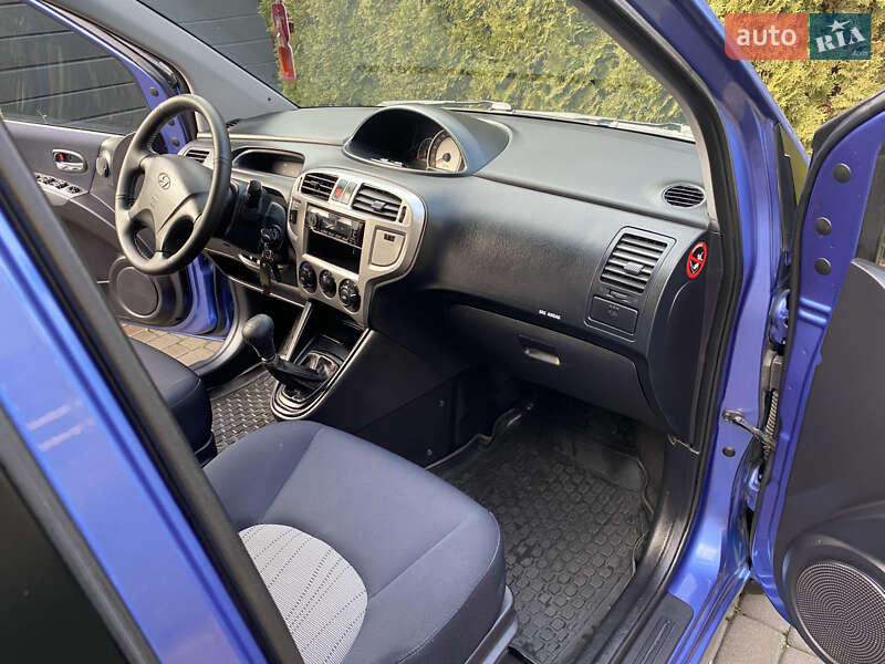 Минивэн Hyundai Matrix 2008 в Киеве
