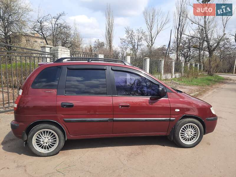 Минивэн Hyundai Matrix 2007 в Славянске
