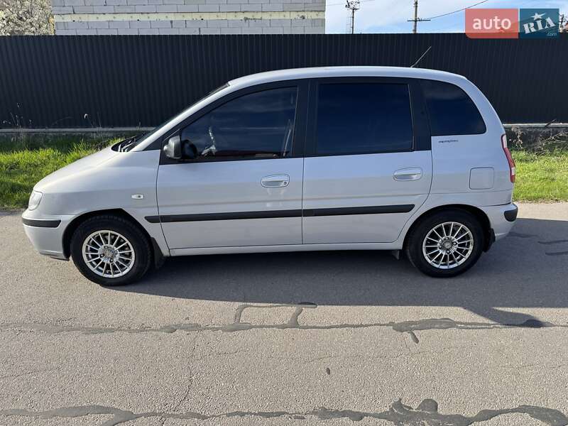 Минивэн Hyundai Matrix 2006 в Киеве