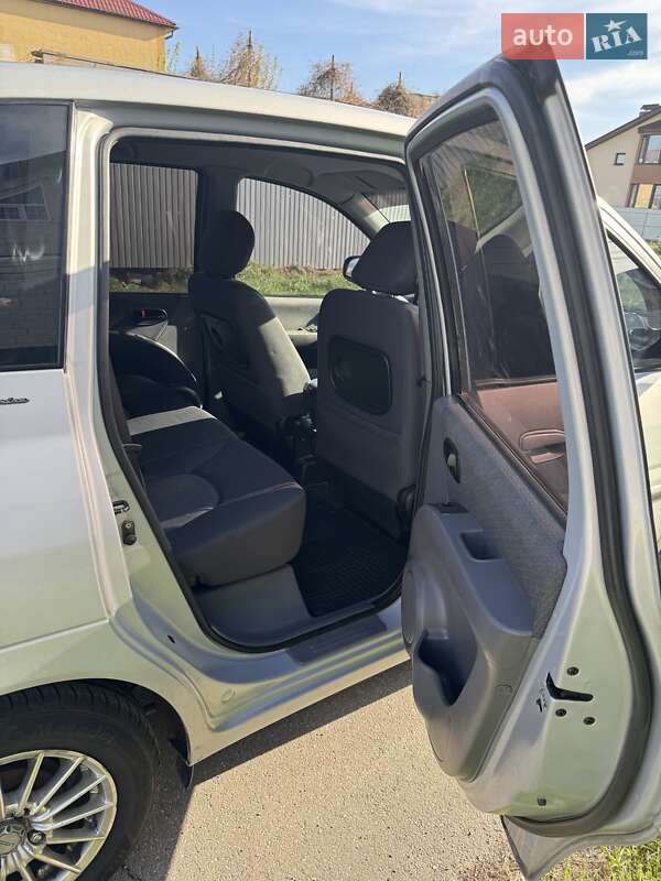Минивэн Hyundai Matrix 2006 в Киеве