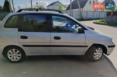 Минивэн Hyundai Matrix 2005 в 