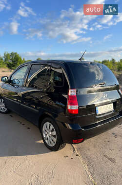 Мінівен Hyundai Matrix 2008 в 