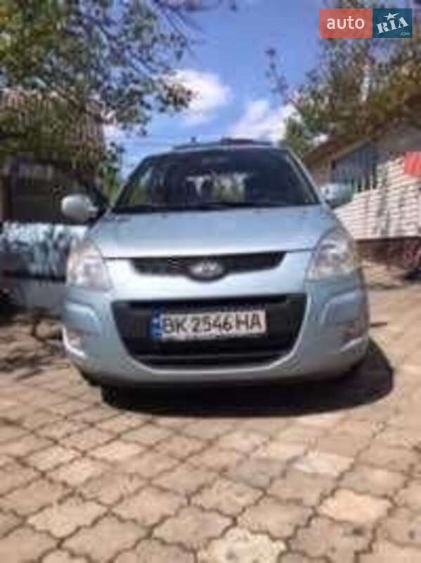 Минивэн Hyundai Matrix 2008 в 