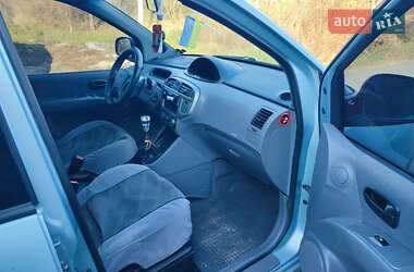 Минивэн Hyundai Matrix 2008 в 