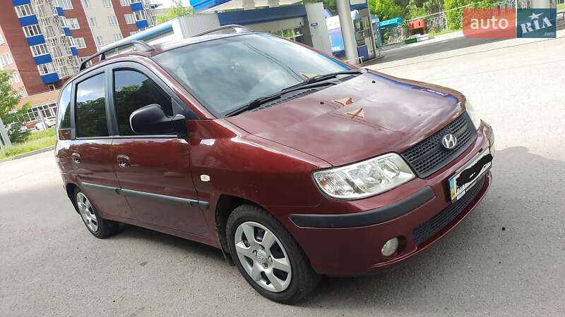 Минивэн Hyundai Matrix 2008 в 