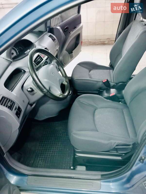 Минивэн Hyundai Matrix 2007 в Броварах