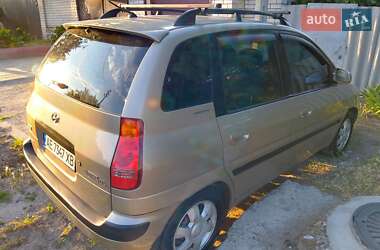 Минивэн Hyundai Matrix 2005 в 