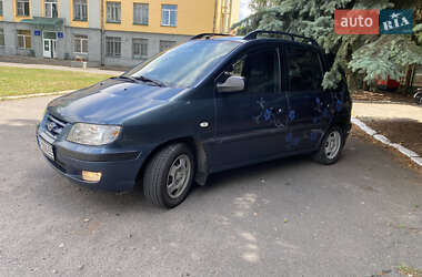 Минивэн Hyundai Matrix 2001 в 
