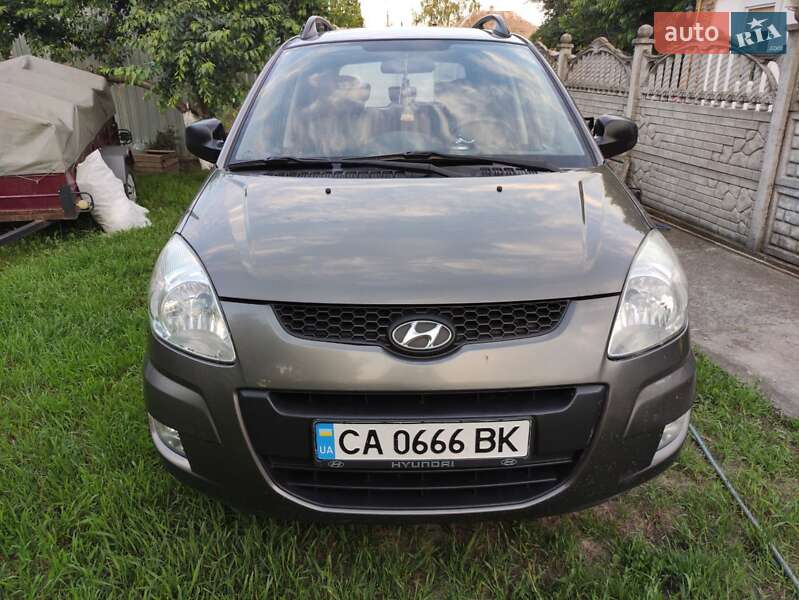 Минивэн Hyundai Matrix 2009 в 