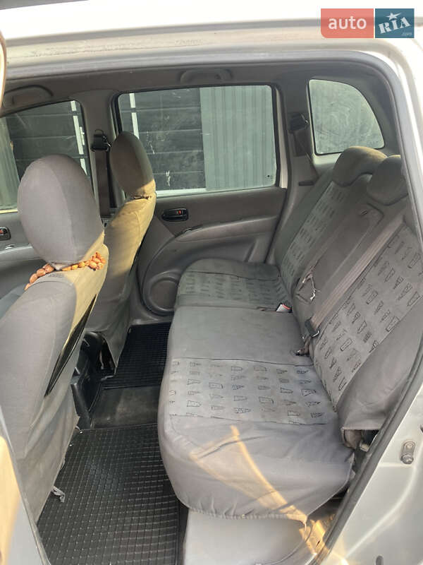 Минивэн Hyundai Matrix 2006 в Киеве