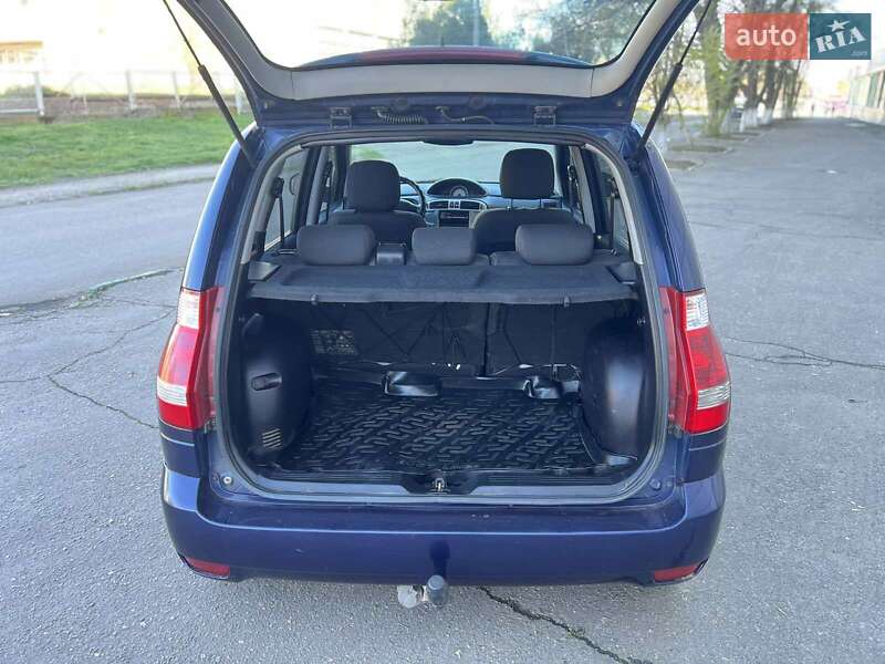 Минивэн Hyundai Matrix 2008 в Николаеве