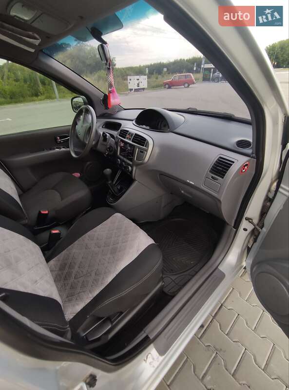 Минивэн Hyundai Matrix 2008 в Горохове