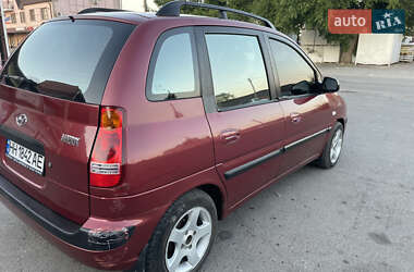 Минивэн Hyundai Matrix 2002 в 