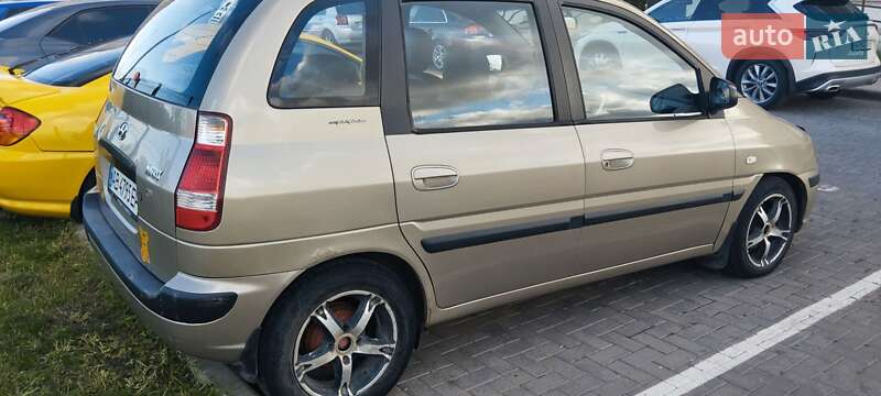 Минивэн Hyundai Matrix 2007 в Черноморске
