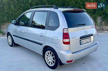 Мінівен Hyundai Matrix 2010 в 