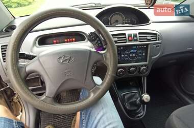 Минивэн Hyundai Matrix 2005 в 