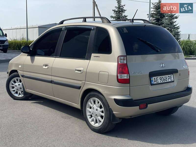 Мінівен Hyundai Matrix 2006 в Дніпрі